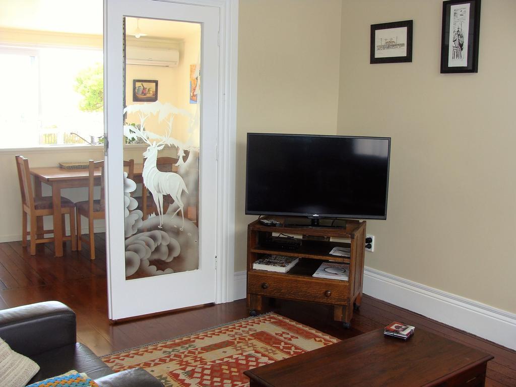 Oamaru Pink Cottage Bagian luar foto