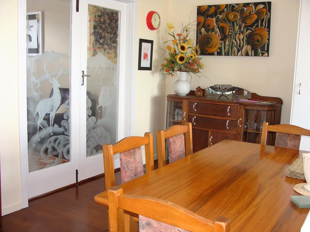 Oamaru Pink Cottage Bagian luar foto