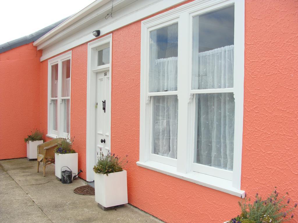 Oamaru Pink Cottage Bagian luar foto