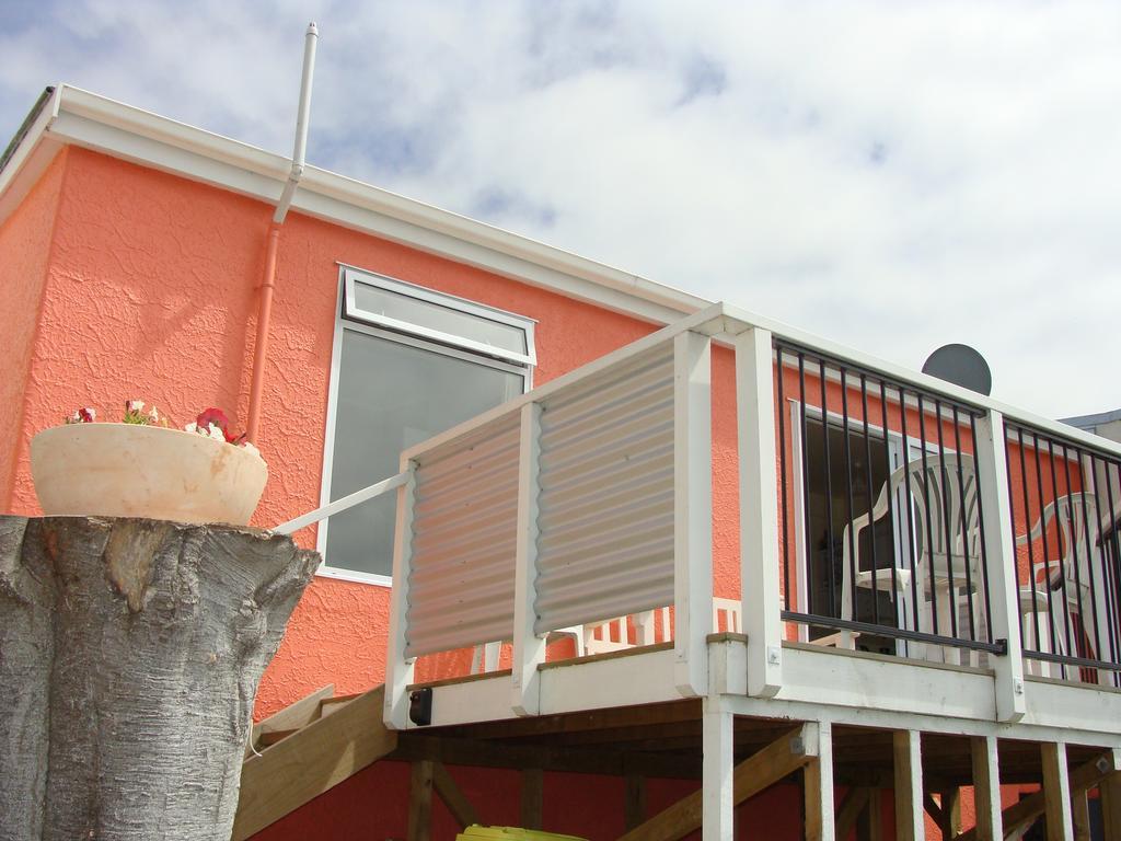 Oamaru Pink Cottage Bagian luar foto